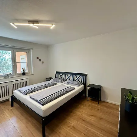 Southside - Kueche, Parkplatz, Balkon